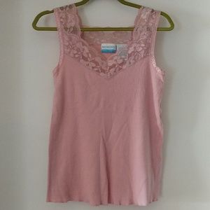 NWOT Pink lace top